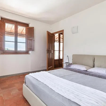 3 Bedroom Beautiful In Holiday home Arezzo