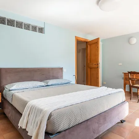 3 Bedroom Beautiful In Feriehus Arezzo